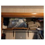 Various blankets & Pillows - Whole shelf