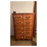 Heirloom Traditions 5 Drawer Dresser