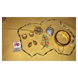 All Sarah Coventry : pins earrings bracelet