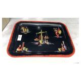 2 Metal serving trays