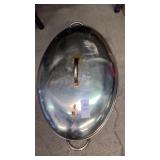 Metal oval roasting pan