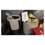 Plastic Vaxa Planters