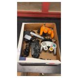Lot of Nintendo GameCube Controllers, Power Packs