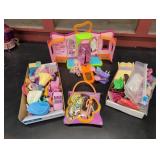 Polly Pocket fashion playset w/ accessories (some
