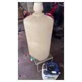 Jug w/ Round Up