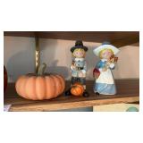 Pilgrim Figurinesand pumpkins