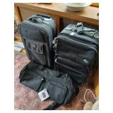 Luggage set