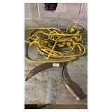 Hand sickle and pulley rope