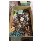 Tray Lot of Assorted Jewelry