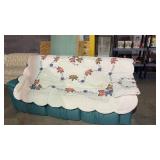 Floral Bedspread and Pillow Cases 86x86