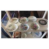 Lot of 7 decorative and collectible serving