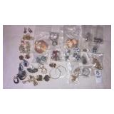 Assorted vintage earrings pairs- pierced clip