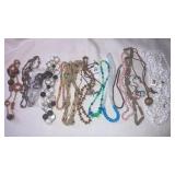 Assorted vintage necklaces