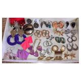 Vintage pierced earrings
