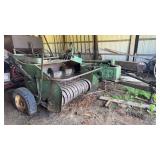 John Deere Hay Bailer 14T