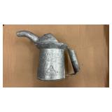 Galvanized metal Oil Can - 1 qt