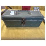 Tool box with vacuum and low pressure gages