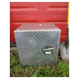 18' aluminum underbody box with keys