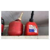2 1gal gas cans