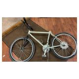 Explorer 18 Speed Bike