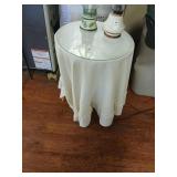 Decorative table no contents 25' high, 20' dia