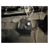 Hydraulic reservoir tank