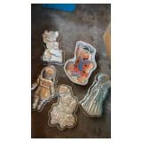 Lot of cake pans (flinstones, dolls, mouse, and