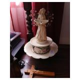 Angel decor, crucifix lot