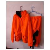 Woolrich hunting suit large parka, med. bibs
