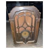 Vintage General Electric K-80 Tombstone radio