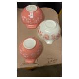 Pink Gooseberry Pyrex nesting mixing bowl set.