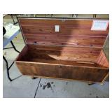 Lane cedar chest