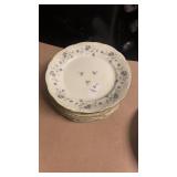 Haviland Blue Garland dinner plates (8)