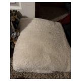 Lot of robes, throw blanket, and yarn