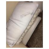 Lot of 3 bed pillows