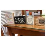 Lot of religious decor (4)