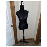 female mannequin torso stand
