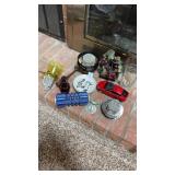 Lot of miscellaneous decor