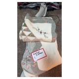 King size floral shams (3)