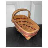 Longaberger basket, 1996 Patriot model, features