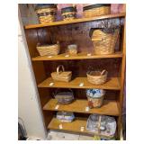 Wooden bookcase ** no contents ** - 30 x 42 x 8