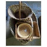 Lot of wicker baskets