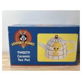 Vintage 1997 Warner Bros Looney Tunes Tweety Bird