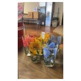 Lot of Vintage Flower Drinking Glasses