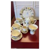 Porcelain Dish Set