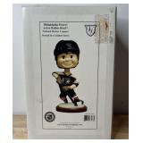 New 2002 NHL PHILADELPHIA FLYERS Action Bobbin