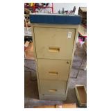 Metal filing cabinet (NO CONTENTS)40by15by18
