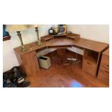 Corner Desk NO CONTENTS