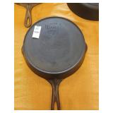 Wagner Ware #8 cast iron skillet