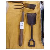 2 vintage garden tools